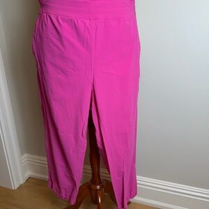 Lululemon Vibrant Pink Cropped Pants